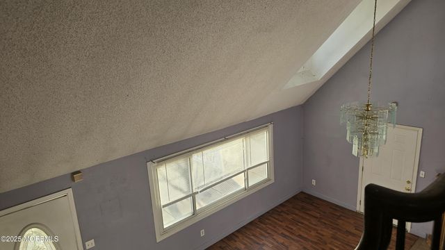 131 Veeder Lane, Bayville, NJ 08721