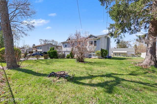 88 Curtis Place, Toms River, NJ 08753