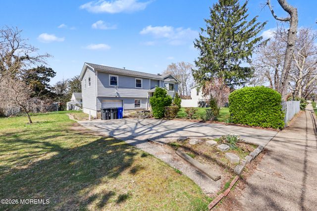 88 Curtis Place, Toms River, NJ 08753