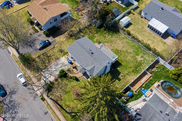 88 Curtis Place, Toms River, NJ 08753