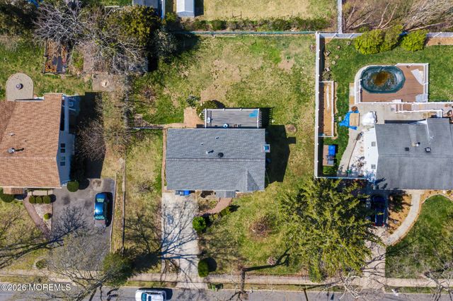 88 Curtis Place, Toms River, NJ 08753