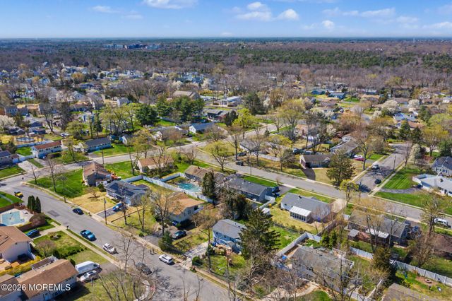 88 Curtis Place, Toms River, NJ 08753