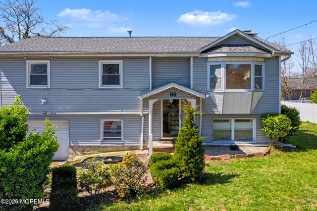 88 Curtis Place, Toms River, NJ 08753