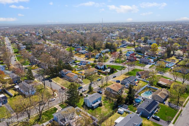88 Curtis Place, Toms River, NJ 08753