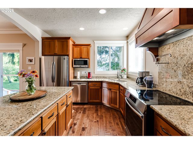 3411 TIMBERBROOK Way, Eugene, OR 97405