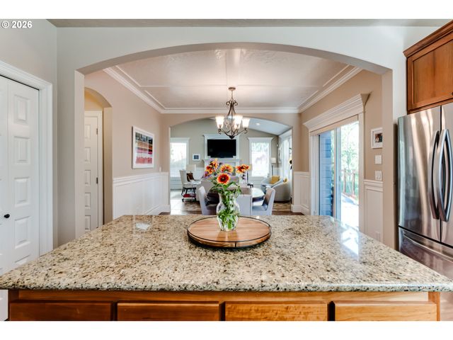 3411 TIMBERBROOK Way, Eugene, OR 97405