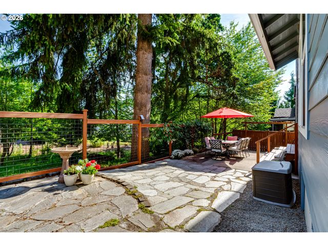 3411 TIMBERBROOK Way, Eugene, OR 97405