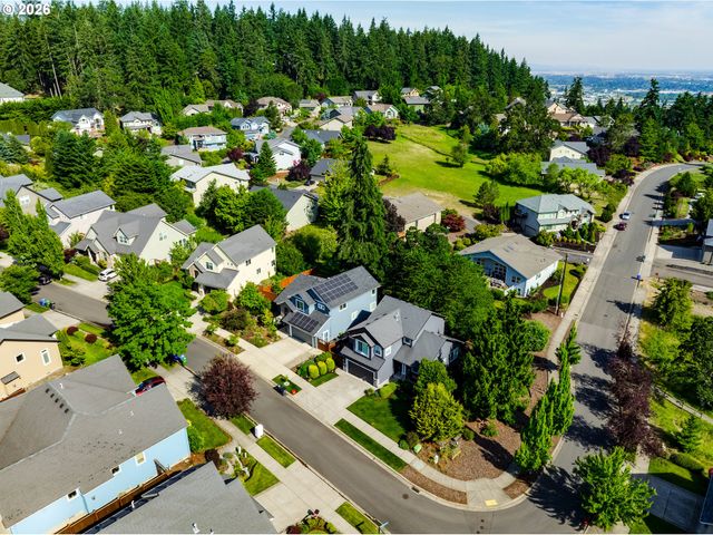 3411 TIMBERBROOK Way, Eugene, OR 97405