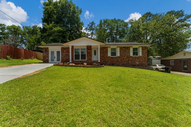2525 Corineth Drive, Columbus, GA 31907