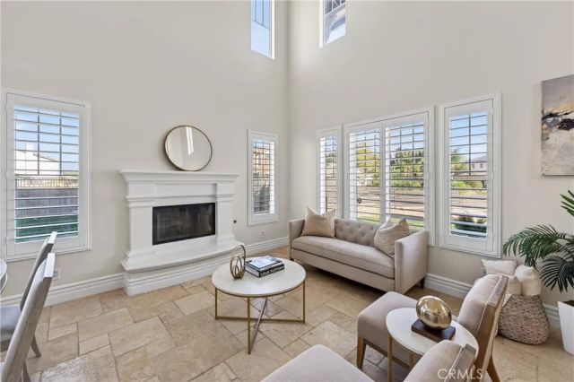 2634 Old Windmill Court, Riverside, CA 92503