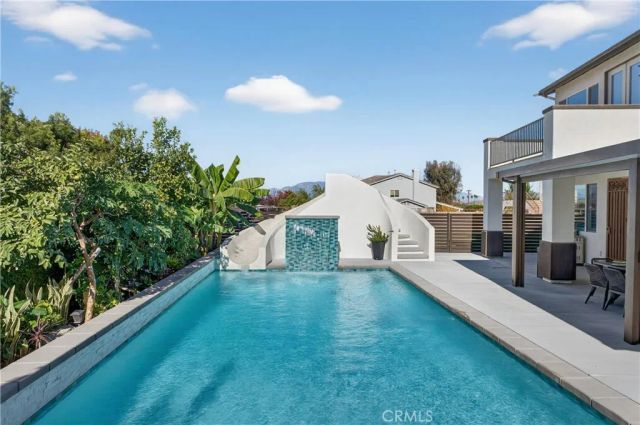 2634 Old Windmill Court, Riverside, CA 92503