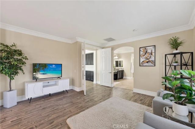 2634 Old Windmill Court, Riverside, CA 92503