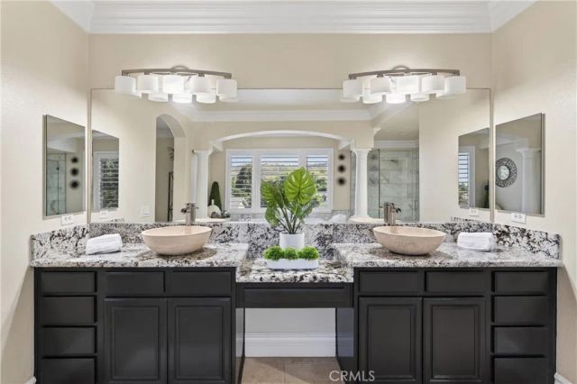 2634 Old Windmill Court, Riverside, CA 92503