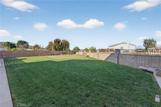 2634 Old Windmill Court, Riverside, CA 92503