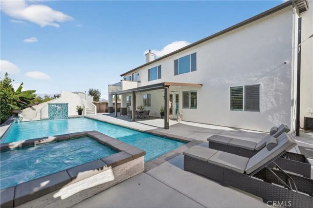 2634 Old Windmill Court, Riverside, CA 92503