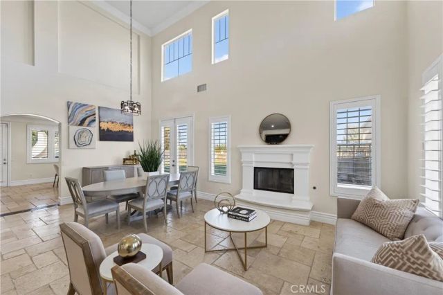 2634 Old Windmill Court, Riverside, CA 92503