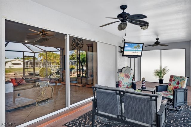 5203 Pelican BLVD, Cape Coral, FL 33914