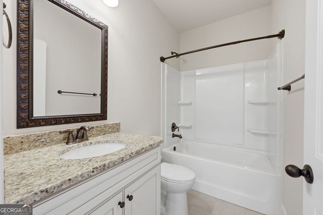 6782 Birch Bark Way, Flowery Branch, GA 30542