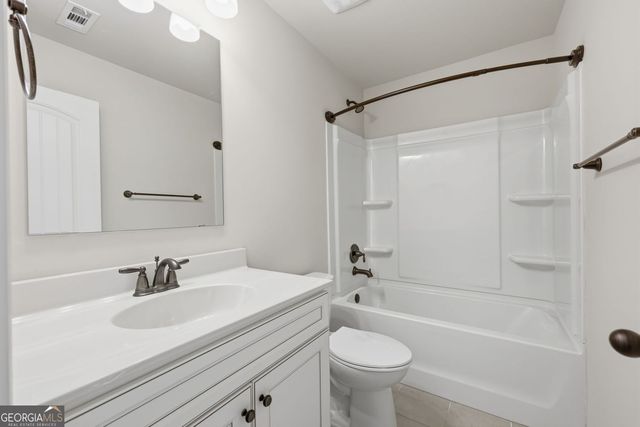 6782 Birch Bark Way, Flowery Branch, GA 30542