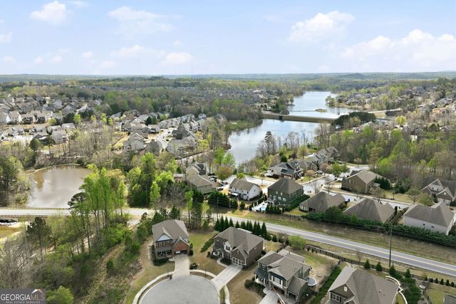 6782 Birch Bark Way, Flowery Branch, GA 30542