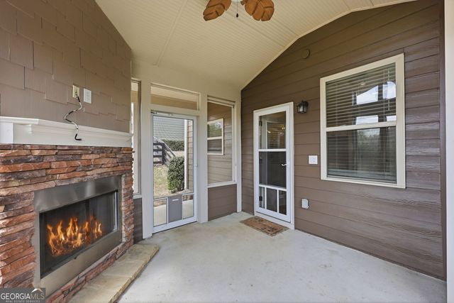 6782 Birch Bark Way, Flowery Branch, GA 30542