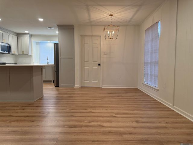 11025 Goodwood Blvd, Baton Rouge, LA 70815