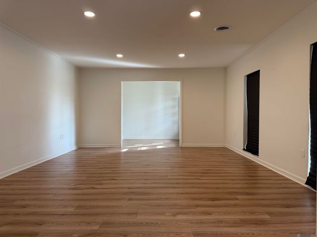 11025 Goodwood Blvd, Baton Rouge, LA 70815