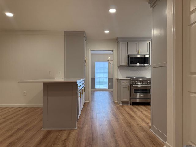 11025 Goodwood Blvd, Baton Rouge, LA 70815