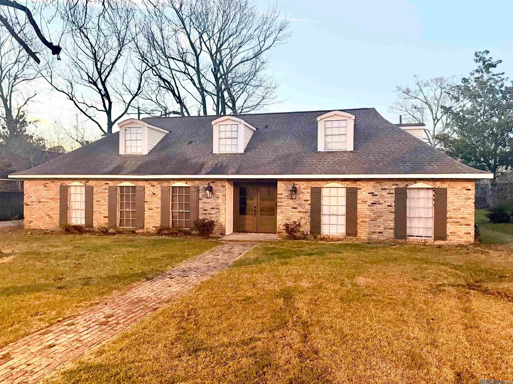 11025 Goodwood Blvd, Baton Rouge, LA 70815