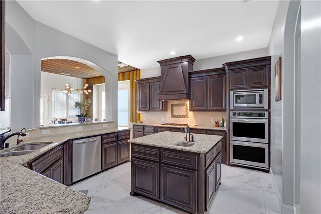 1028 Spinks Court, Flower Mound, TX 75028