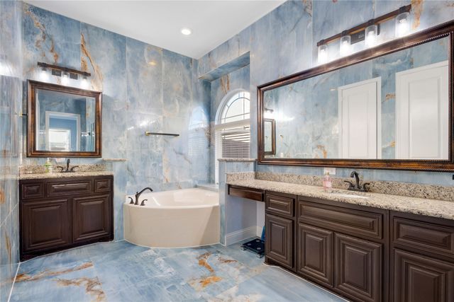 1028 Spinks Court, Flower Mound, TX 75028