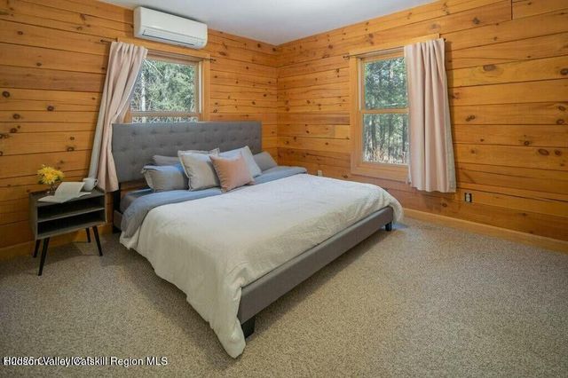 101 Carl Road, Jewett, NY 12444