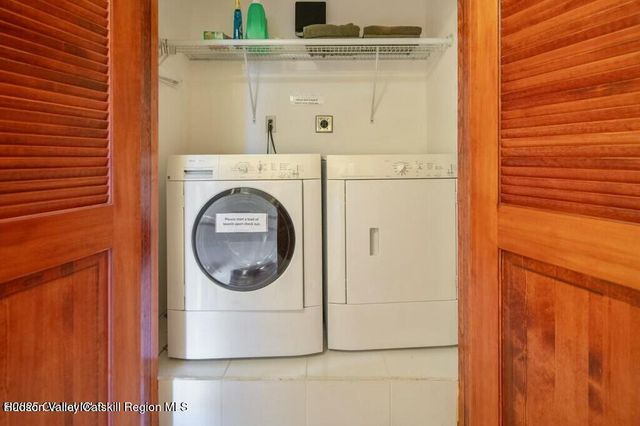 101 Carl Road, Jewett, NY 12444