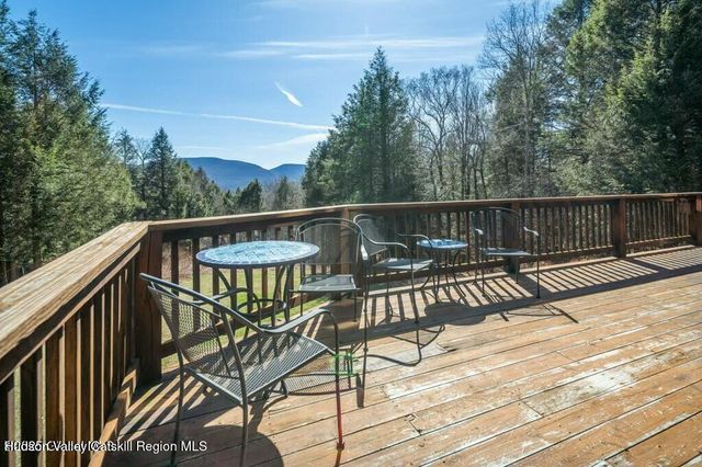 101 Carl Road, Jewett, NY 12444