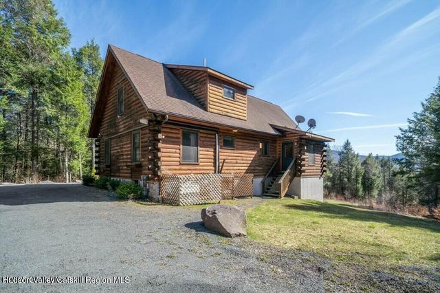 101 Carl Road, Jewett, NY 12444