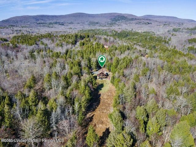 101 Carl Road, Jewett, NY 12444