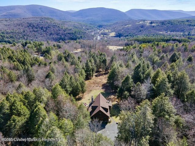 101 Carl Road, Jewett, NY 12444