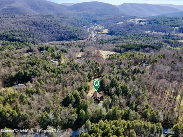 101 Carl Road, Jewett, NY 12444