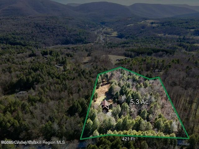 101 Carl Road, Jewett, NY 12444