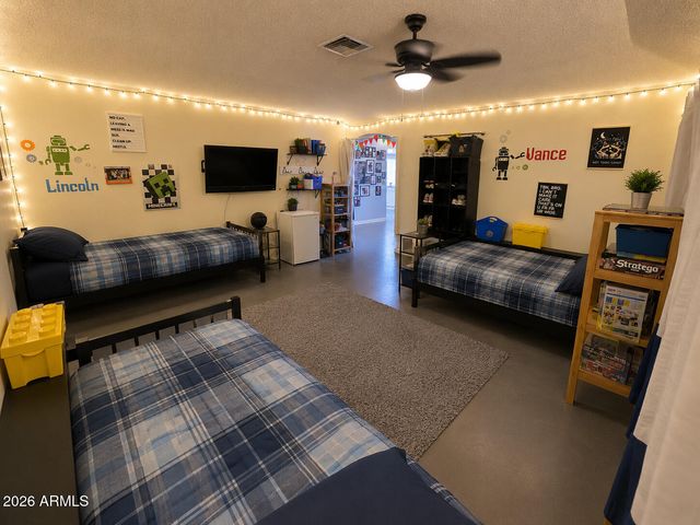 7839 W CANTERBURY Drive, Peoria, AZ 85345