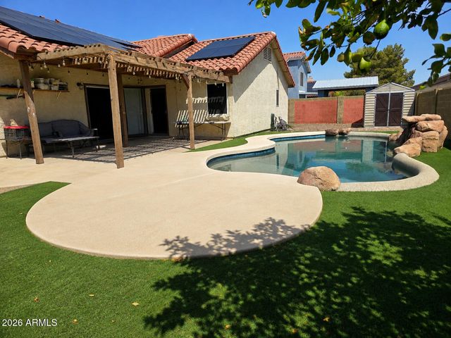 7839 W CANTERBURY Drive, Peoria, AZ 85345
