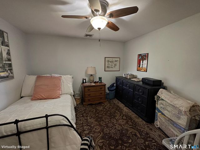 36 Marks Court, Branford, CT 06405