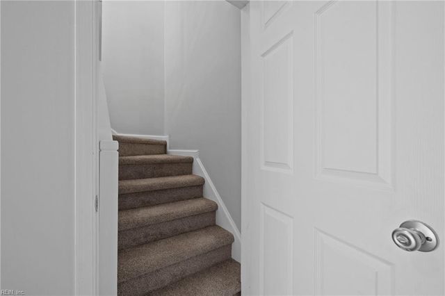 405 Hidden Shores Ct Apt 104, Virginia Beach, VA 23454