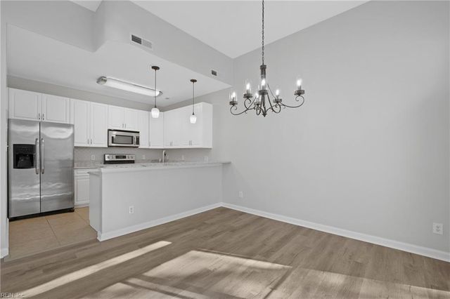 405 Hidden Shores Ct Apt 104, Virginia Beach, VA 23454