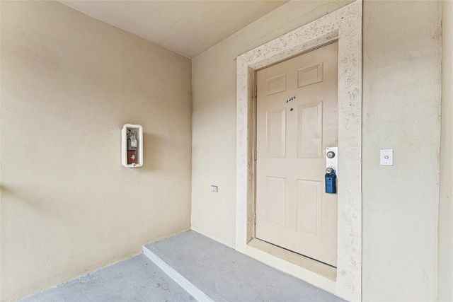 8466 NW 40th Street, Coral Springs, FL 33065