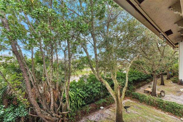 8466 NW 40th Street, Coral Springs, FL 33065