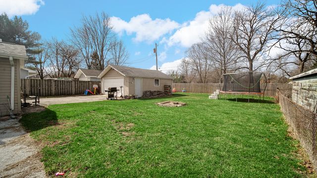 1342 Greenwood Avenue, Dyer, IN 46311