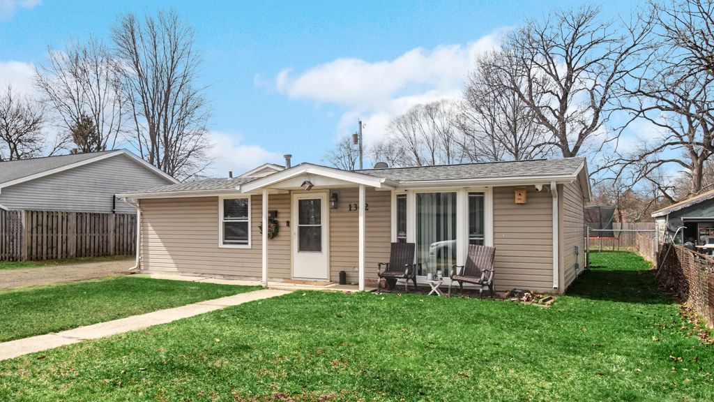 1342 Greenwood Avenue, Dyer, IN 46311