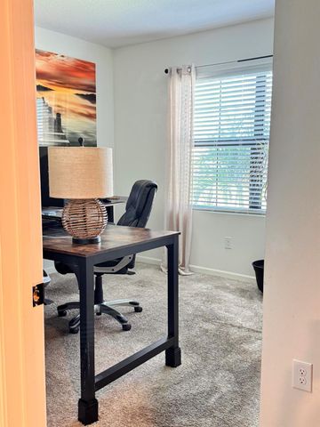 668 Old Country Road SE, Palm Bay, FL 32909