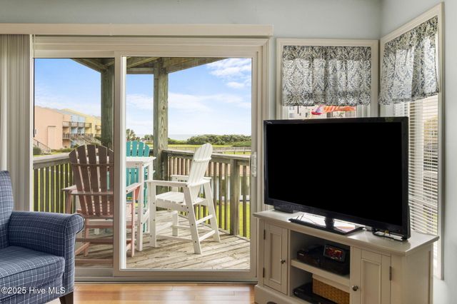 8801 Reed Drive 105 N, Emerald Isle, NC 28594